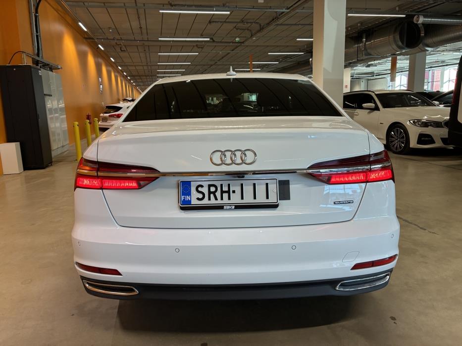 AUDI A6 2021