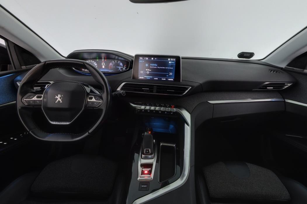 PEUGEOT 5008 2019