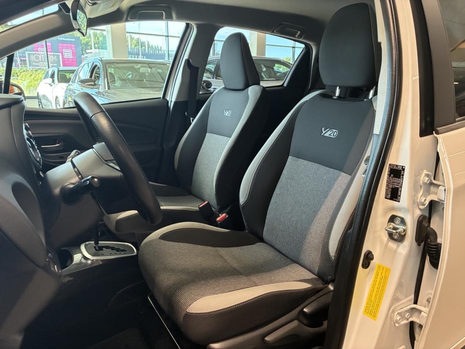 TOYOTA Yaris 2020