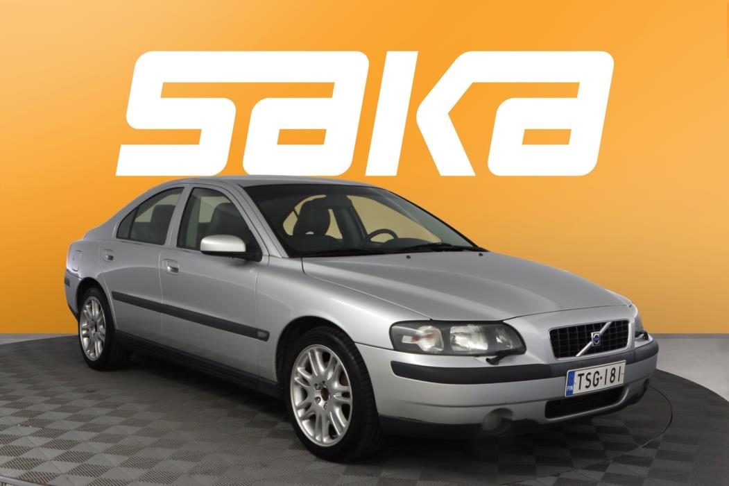 VOLVO S60 2004