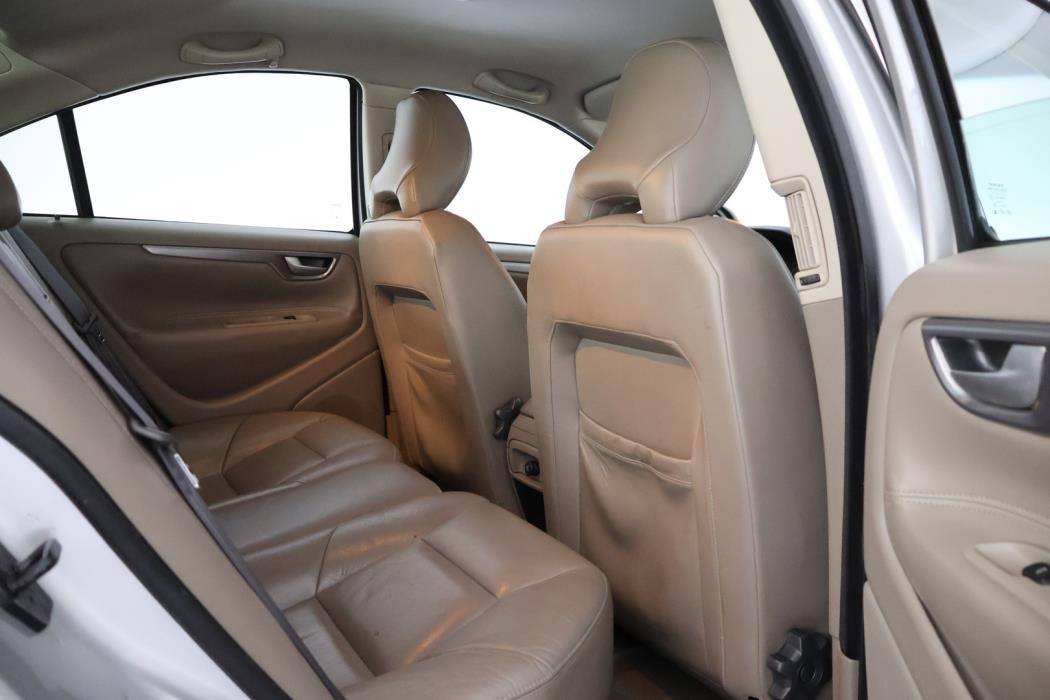 VOLVO S60 2004