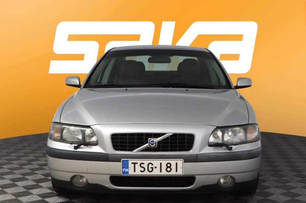 VOLVO S60 2004