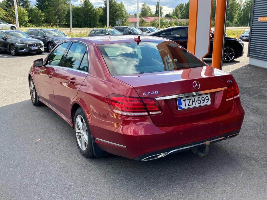 MERCEDES-BENZ E 2014