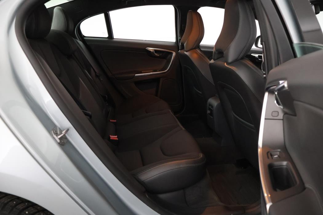 VOLVO S60 2015