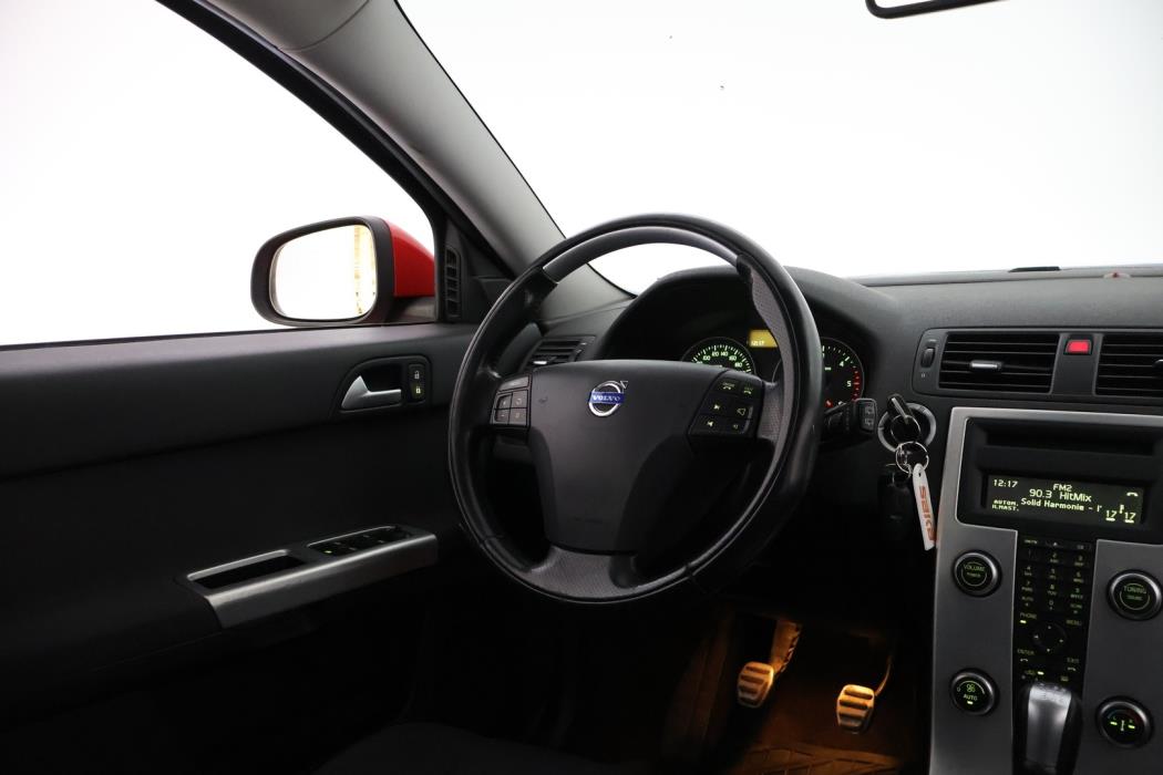 VOLVO V50 2011