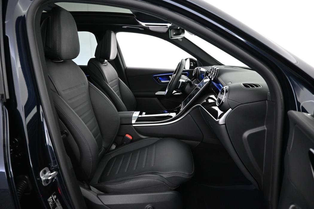 MERCEDES-BENZ GLC 2024