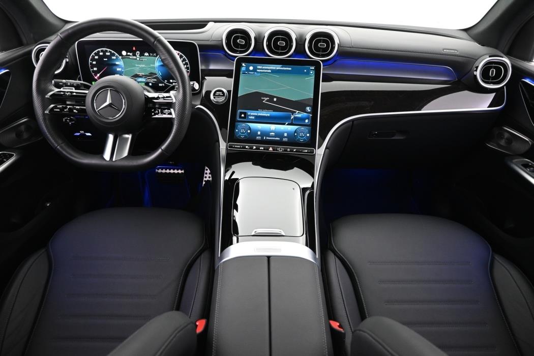 MERCEDES-BENZ GLC 2024