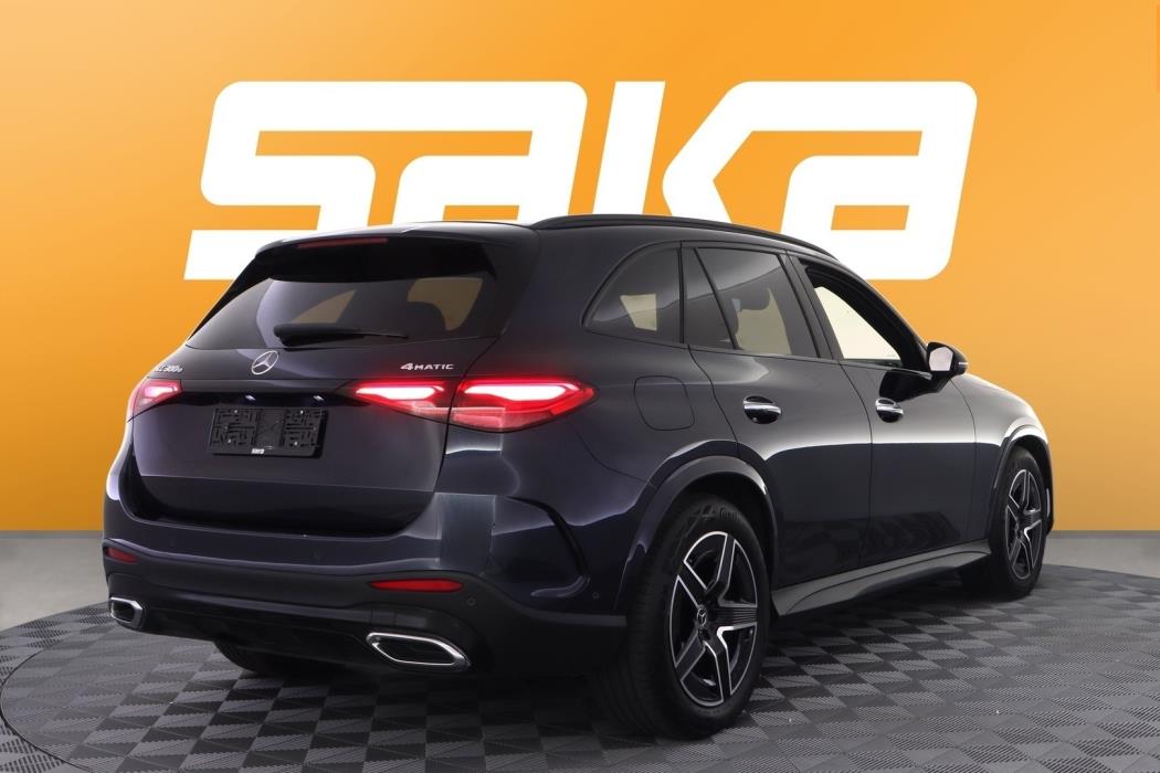 MERCEDES-BENZ GLC 2024
