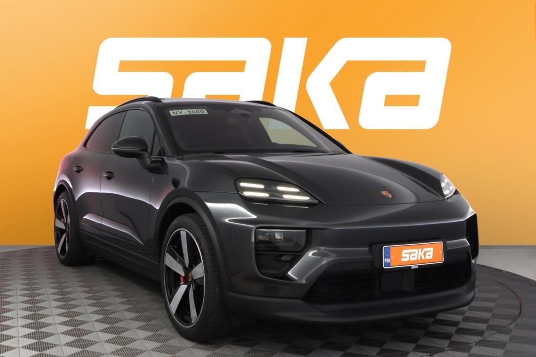 PORSCHE Macan 2025