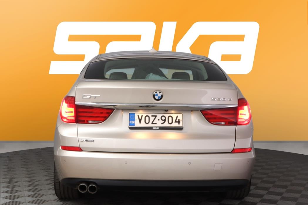BMW 530 GRAN TURISMO 2013
