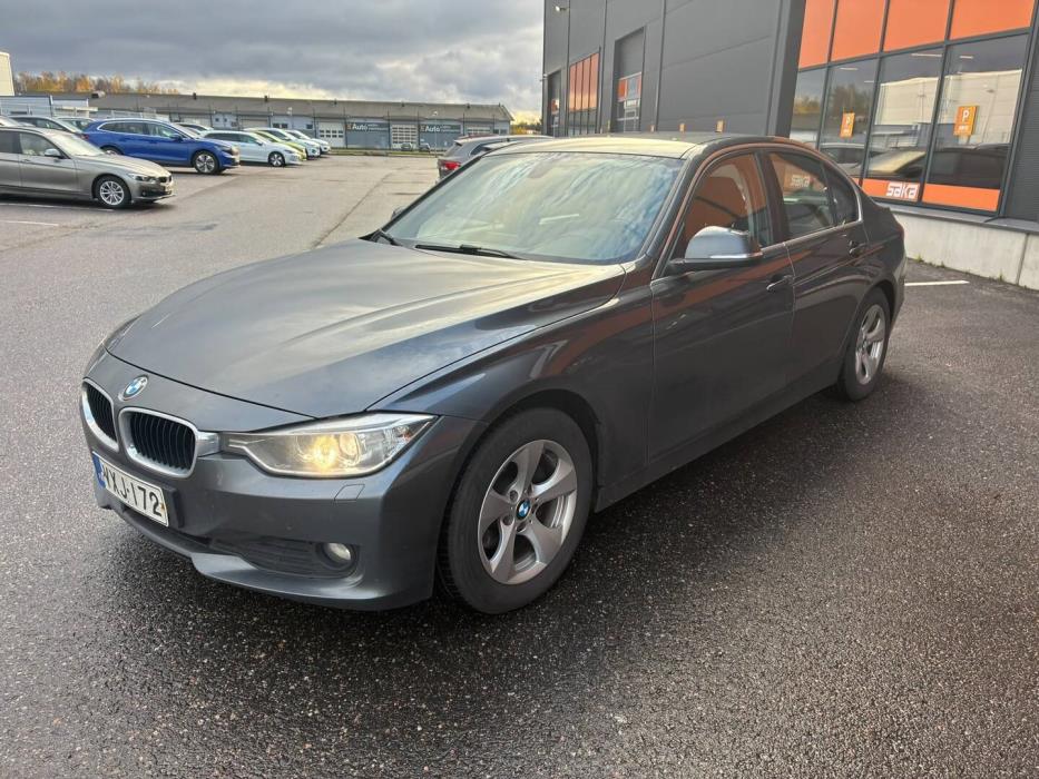 BMW 320 2013