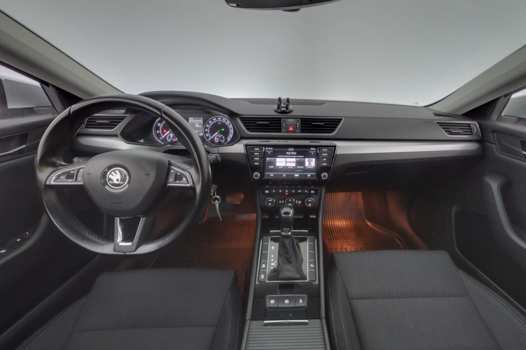 SKODA Superb 2017