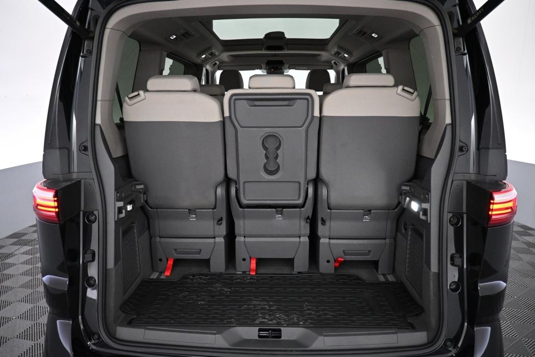VOLKSWAGEN Multivan 2022