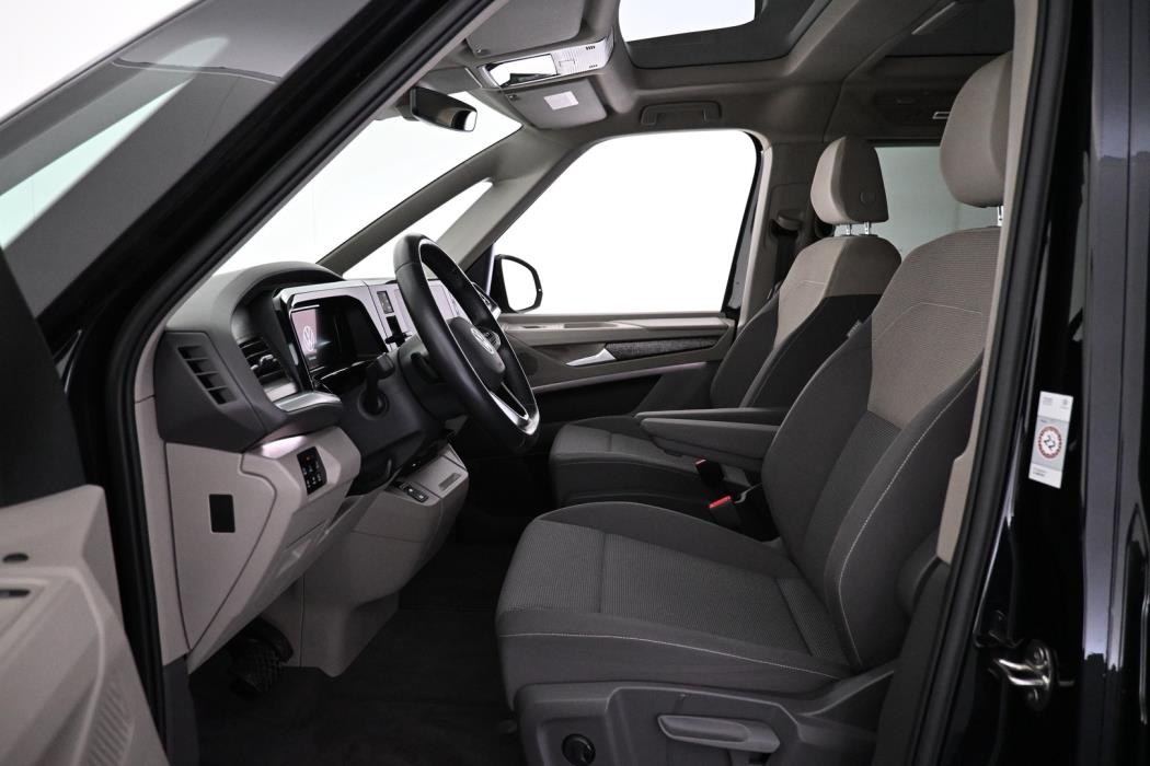 VOLKSWAGEN Multivan 2022