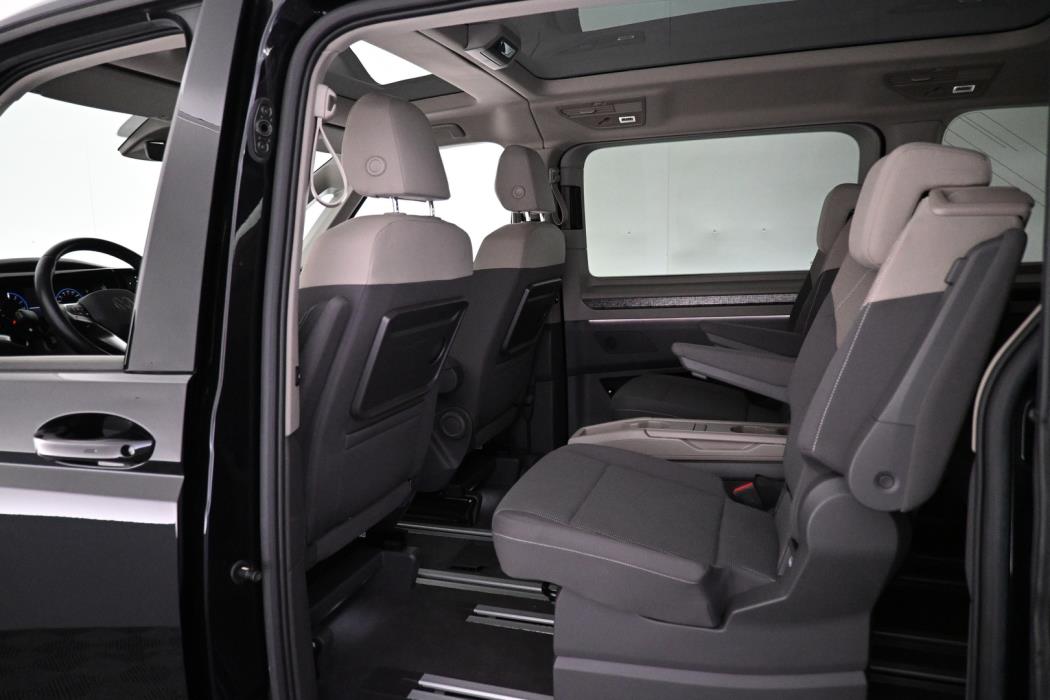 VOLKSWAGEN Multivan 2022