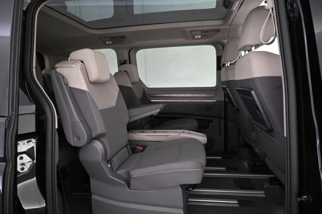 VOLKSWAGEN Multivan 2022