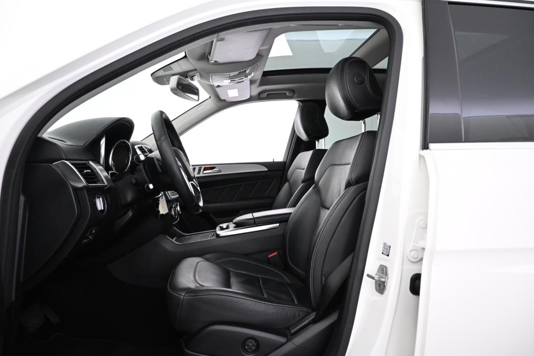 MERCEDES-BENZ GL 2015