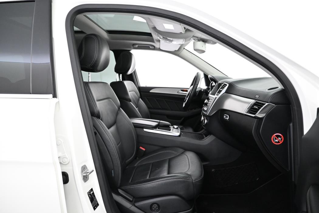 MERCEDES-BENZ GL 2015