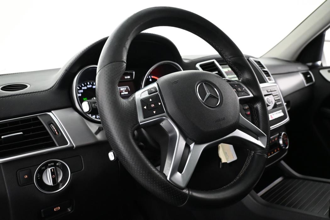 MERCEDES-BENZ GL 2015