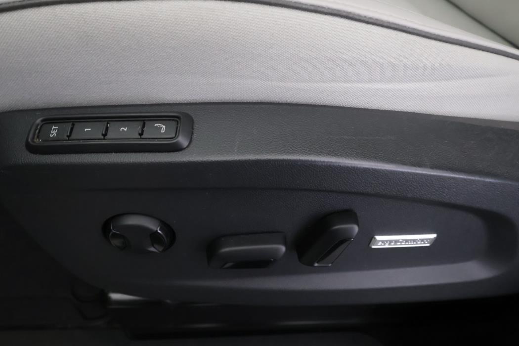 VOLKSWAGEN ID. Buzz 2024