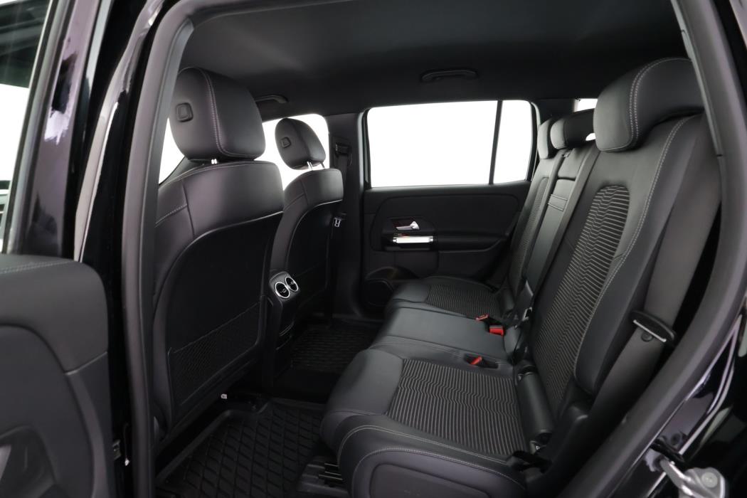 MERCEDES-BENZ EQB 2023