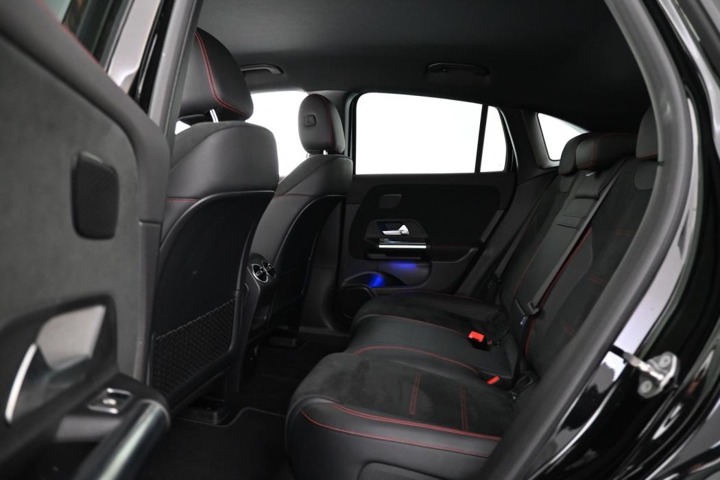 MERCEDES-BENZ EQA 2022