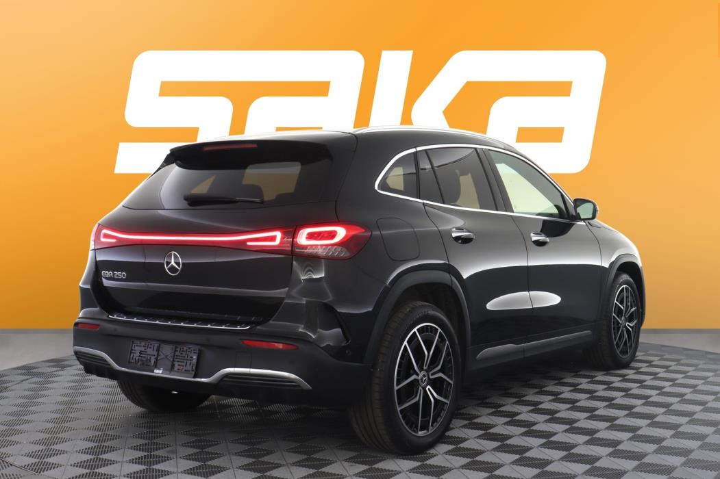 MERCEDES-BENZ EQA 2022