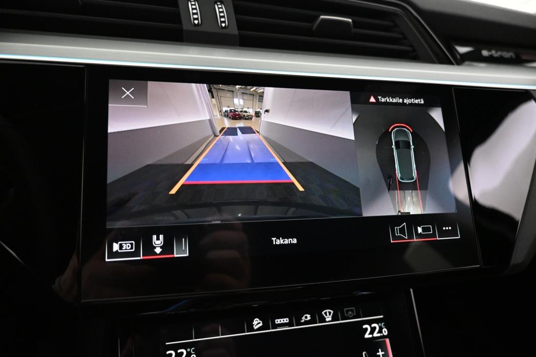 AUDI e-tron 2023