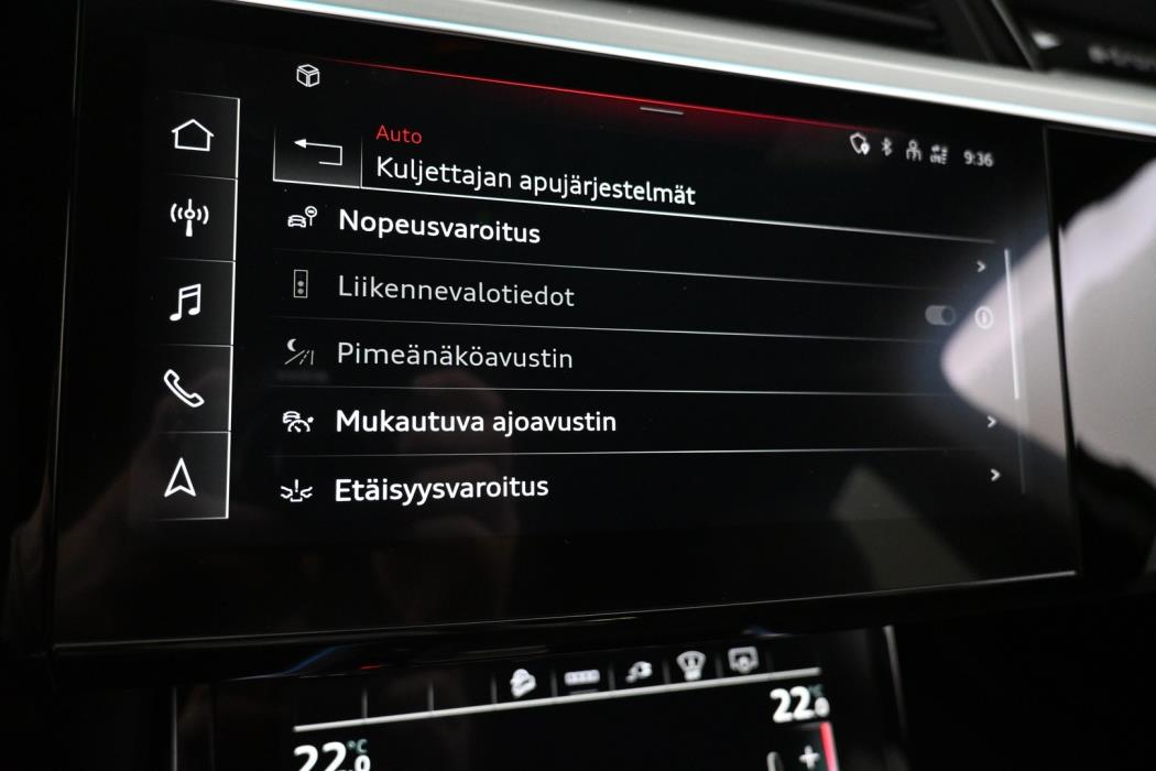 AUDI e-tron 2023