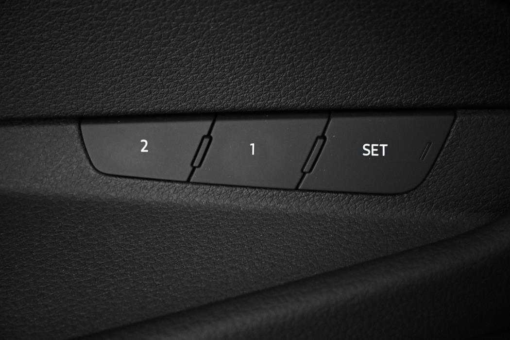 AUDI e-tron 2023