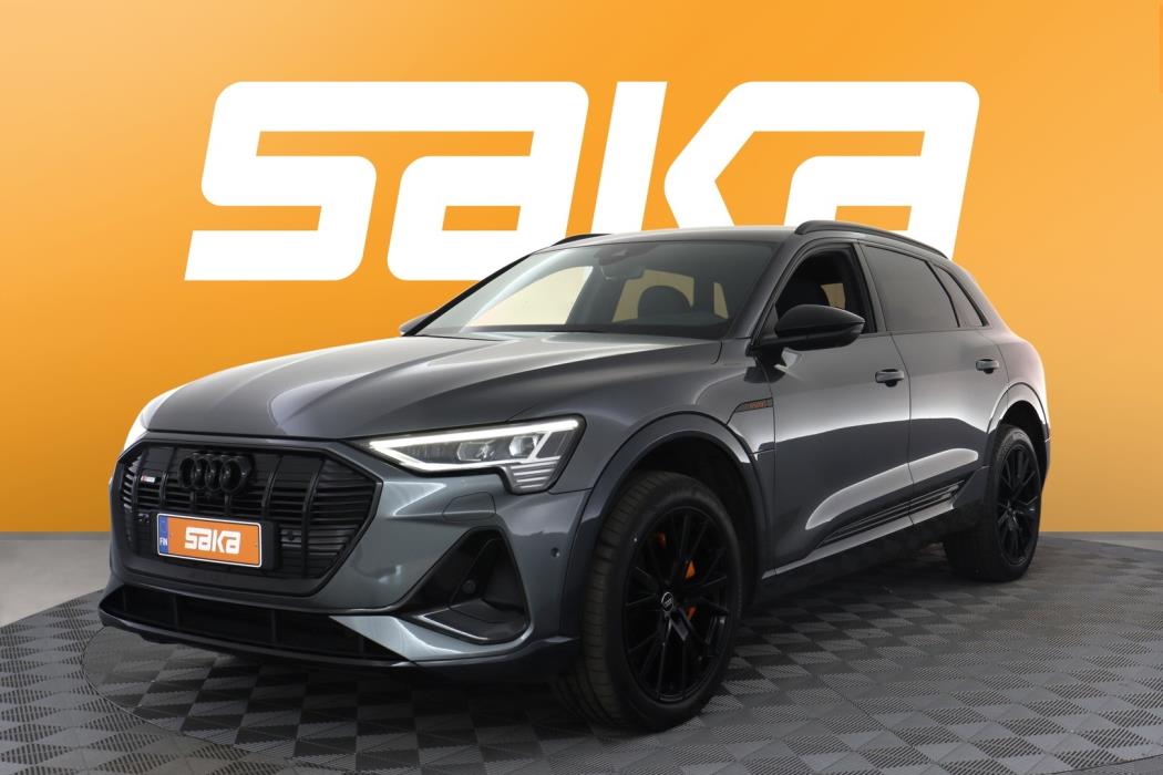 AUDI e-tron 2023