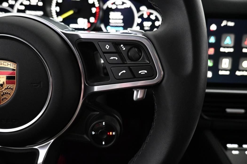 PORSCHE Cayenne 2023