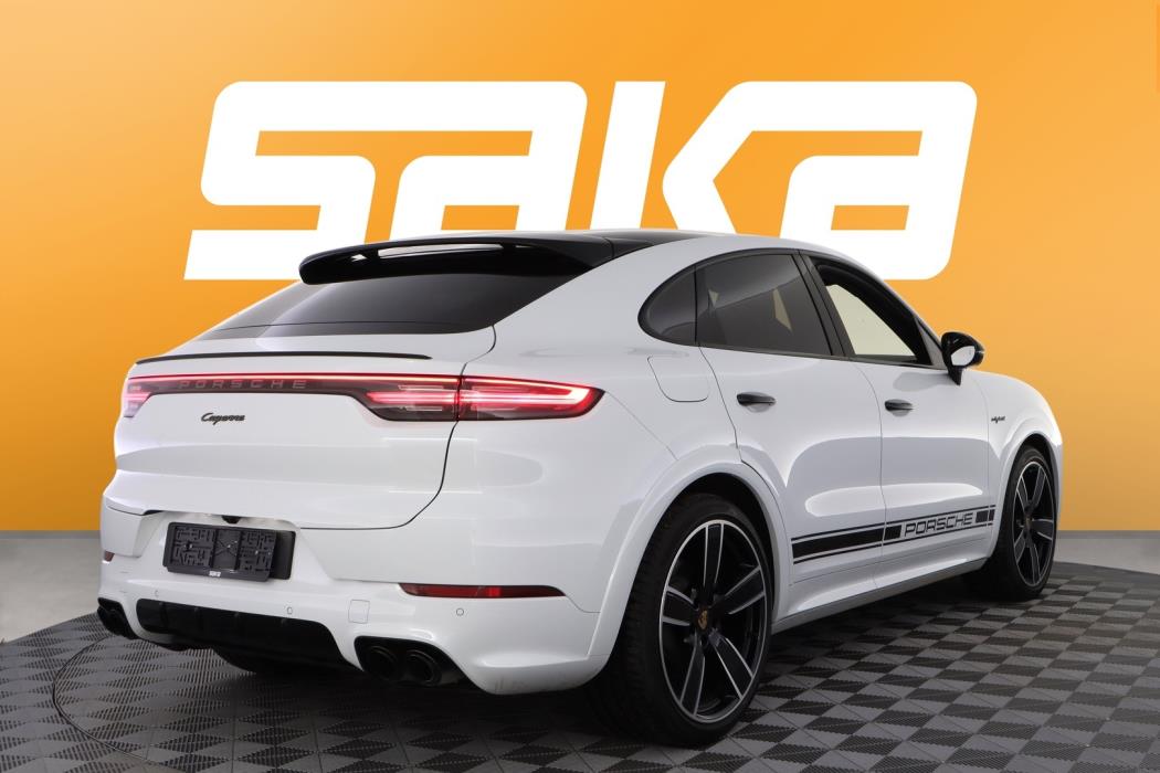 PORSCHE Cayenne 2023