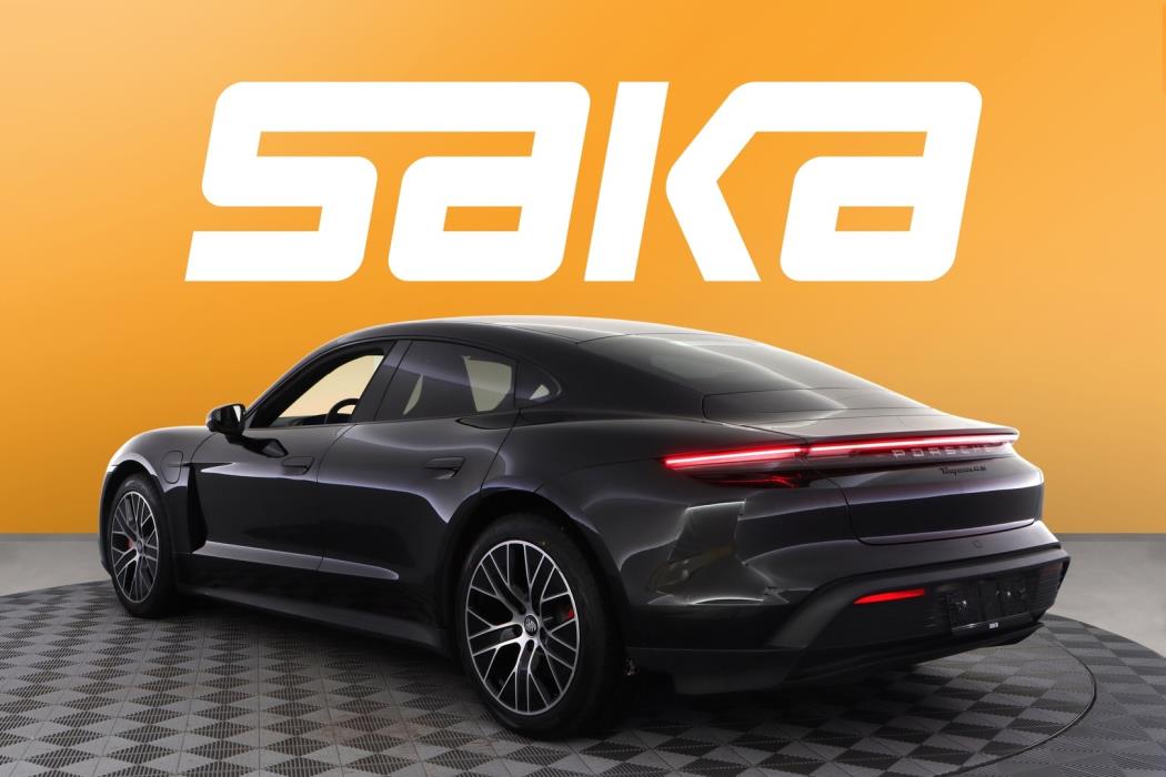 PORSCHE Taycan 2022