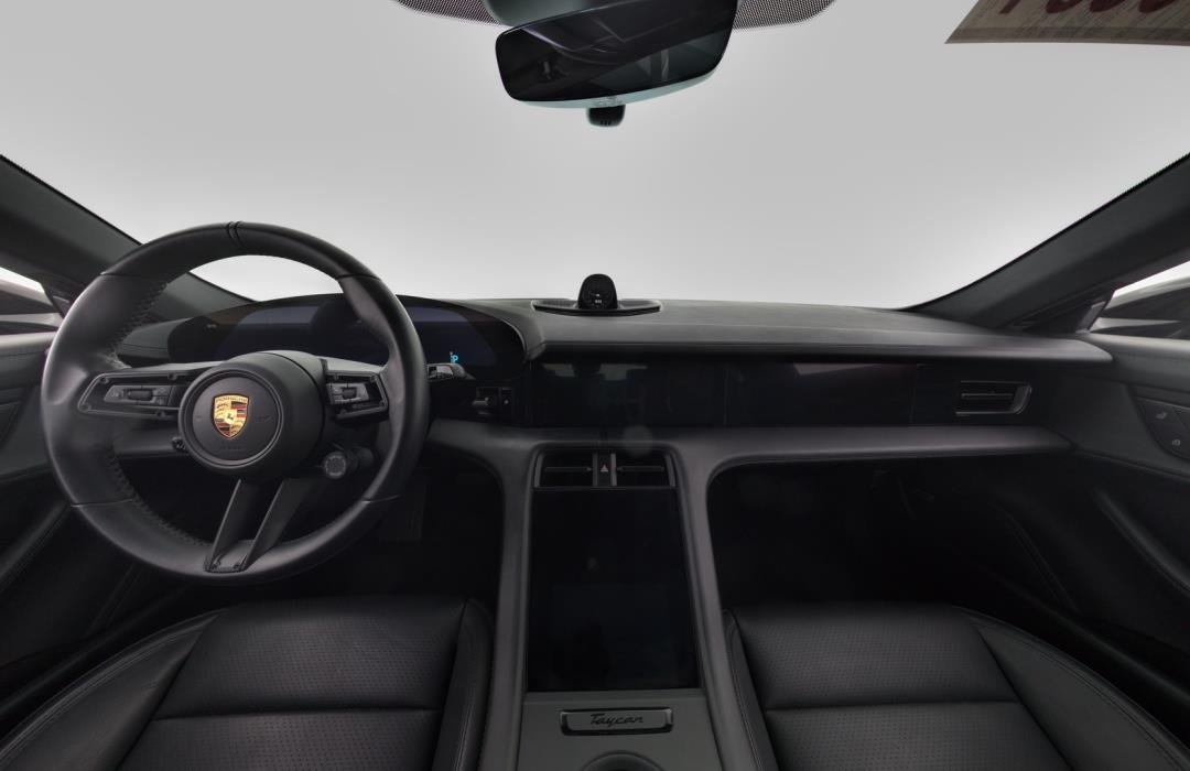 PORSCHE Taycan 2022