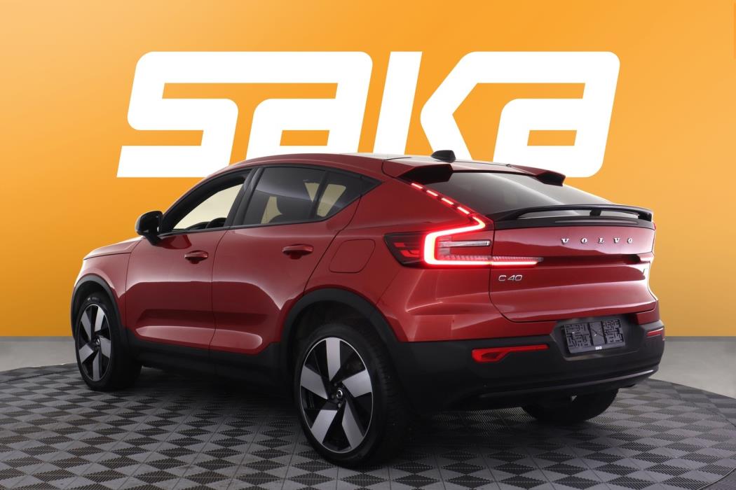 VOLVO C40 2023