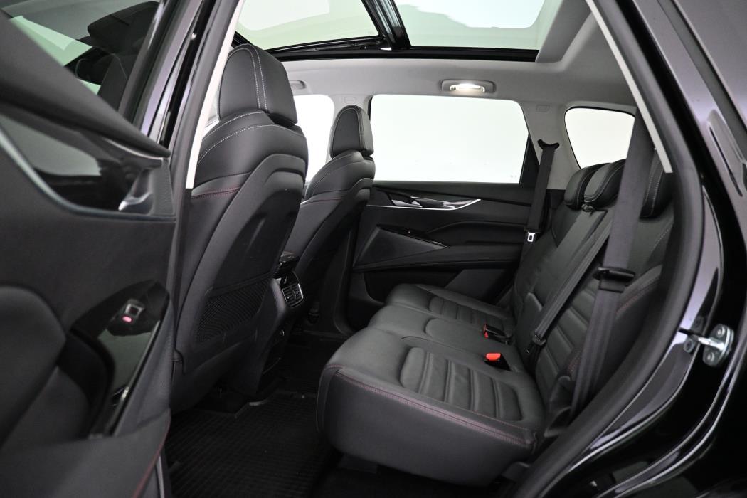MAXUS Euniq 6 2022