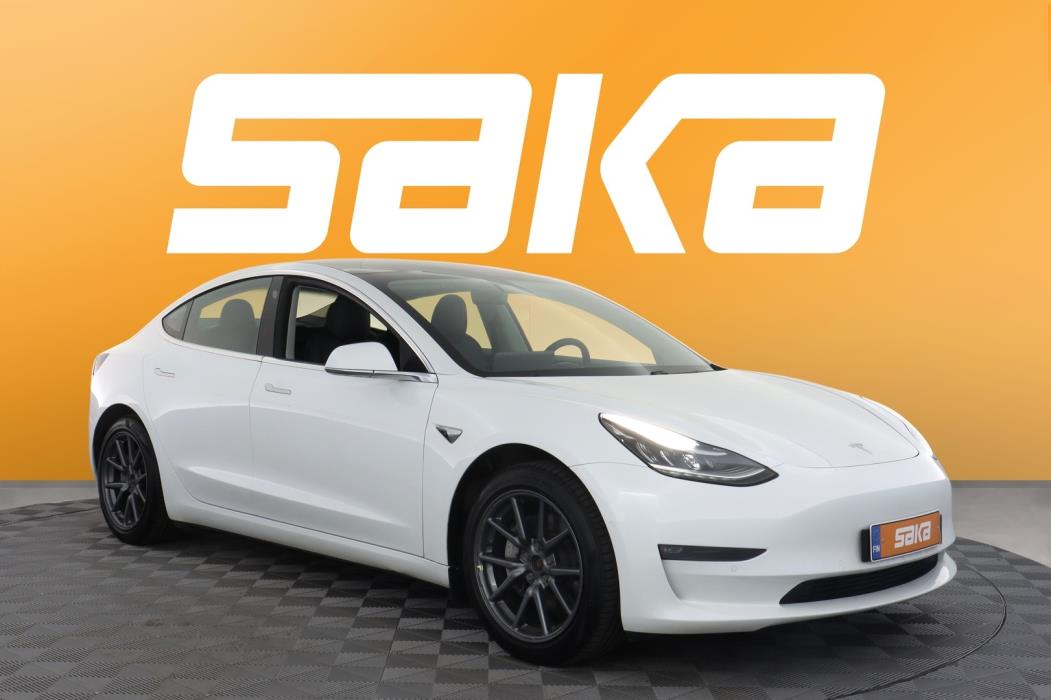 TESLA Model 3 2020