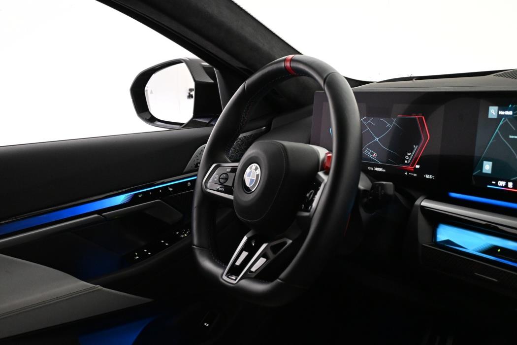 BMW M5 2025
