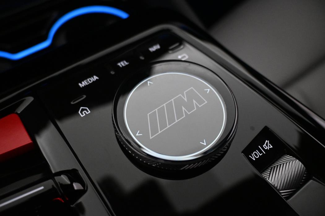BMW M5 2025