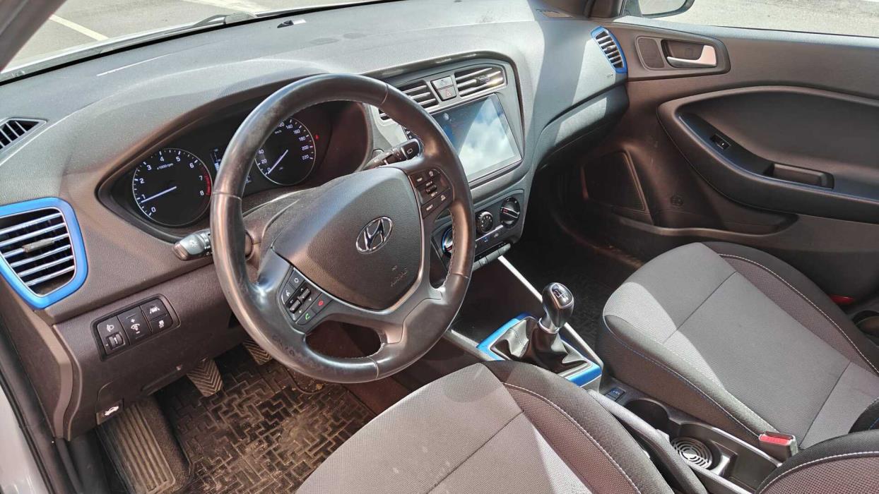 HYUNDAI I20 2017