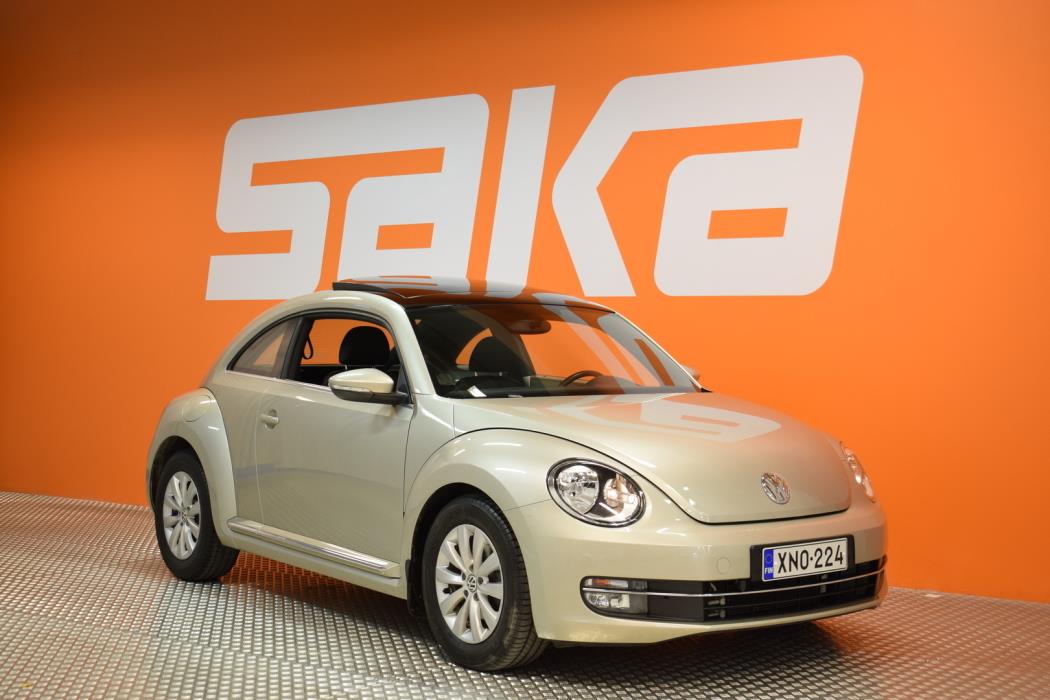 VOLKSWAGEN Beetle 2016
