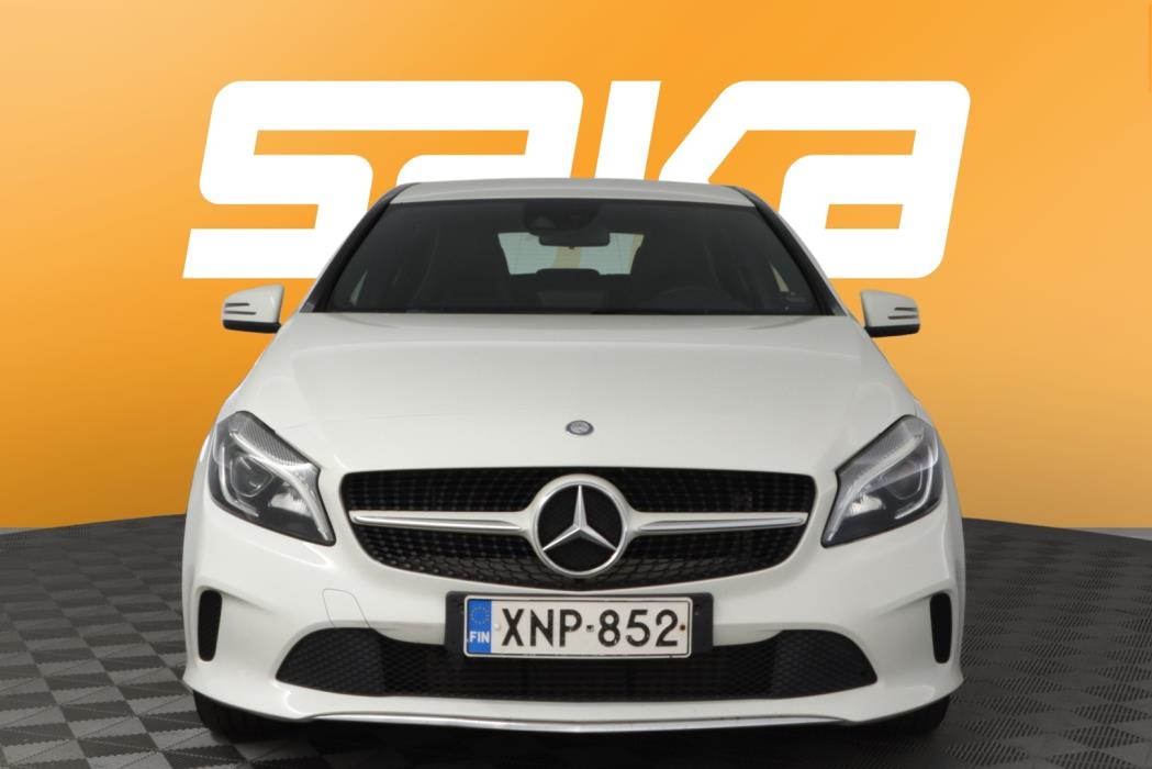 MERCEDES-BENZ A 2016