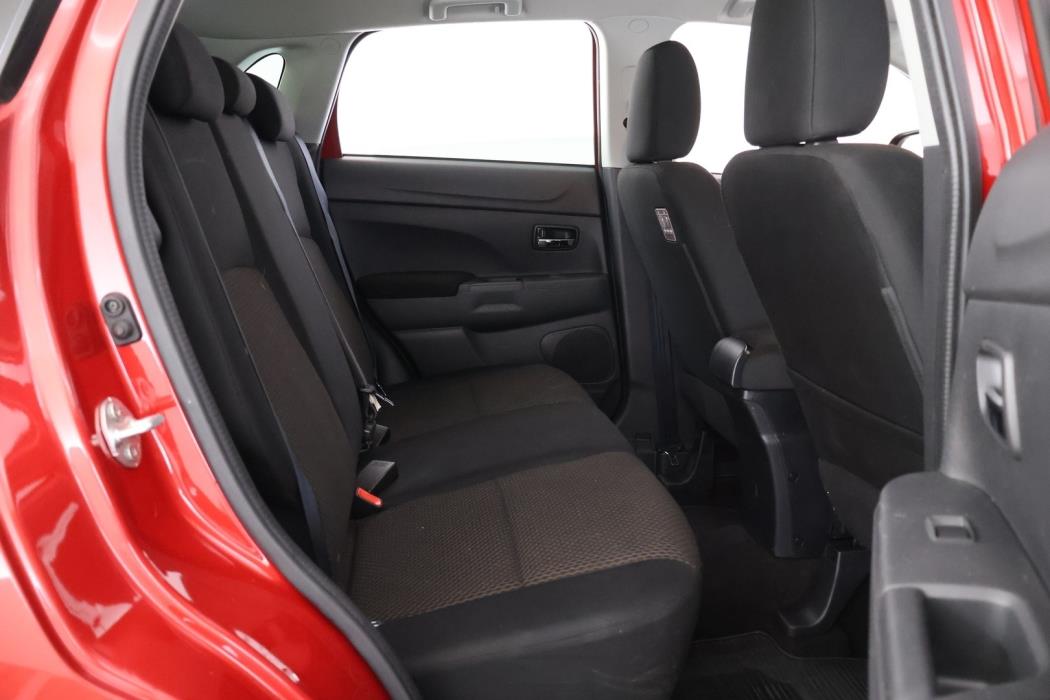 MITSUBISHI ASX 2016
