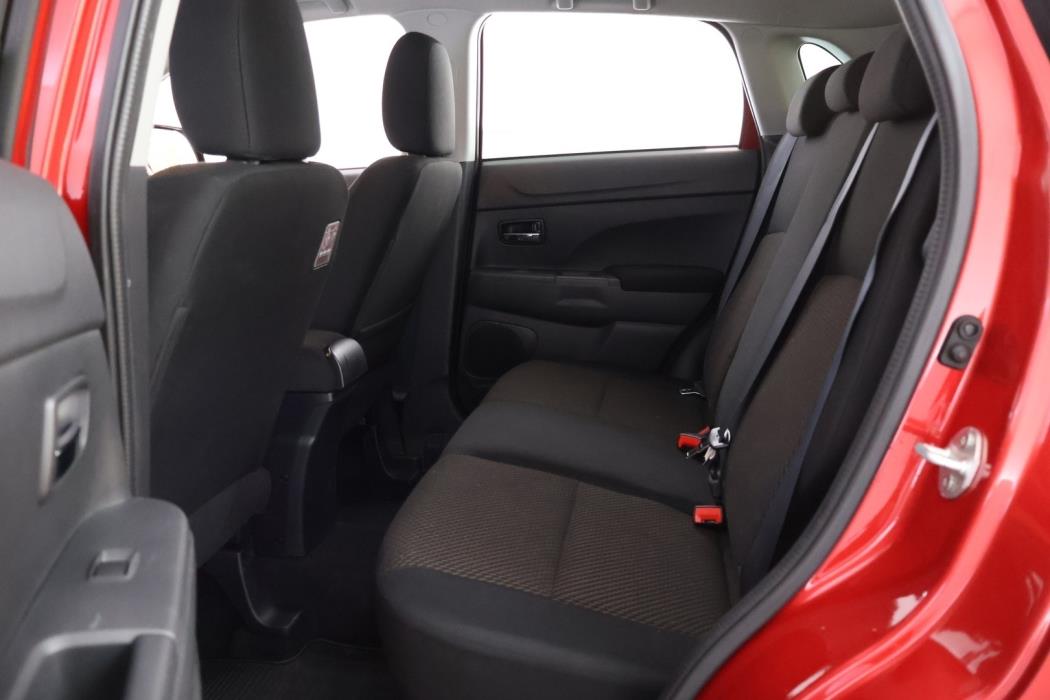 MITSUBISHI ASX 2016