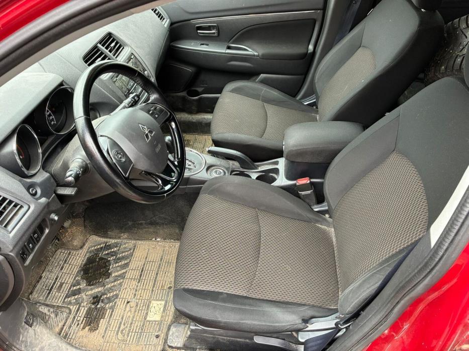 MITSUBISHI ASX 2016