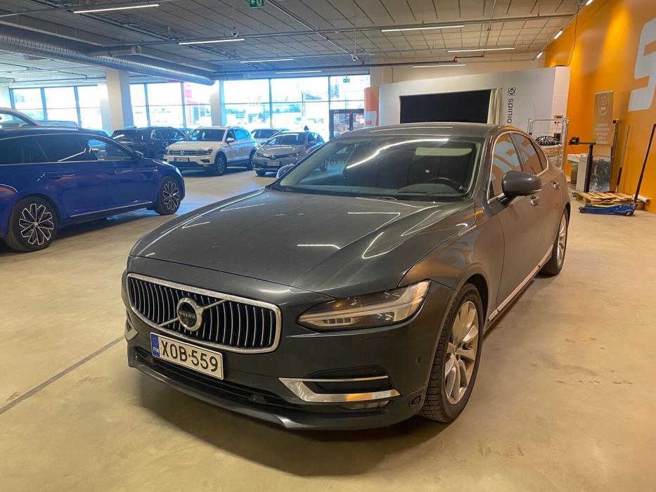 VOLVO S90 2017