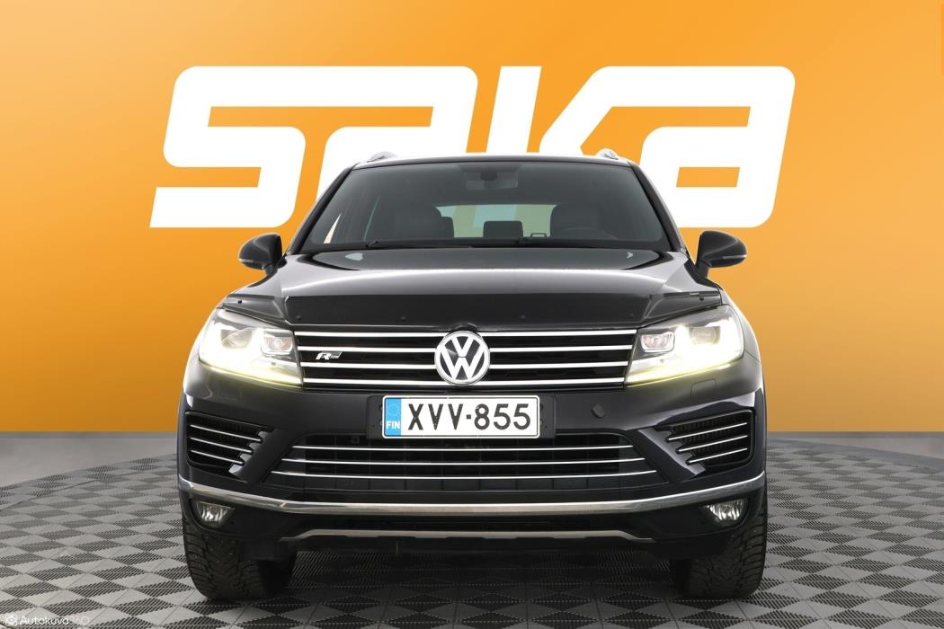 VOLKSWAGEN Touareg 2017