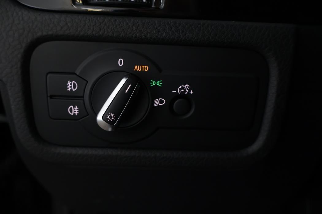 VOLKSWAGEN Touareg 2017