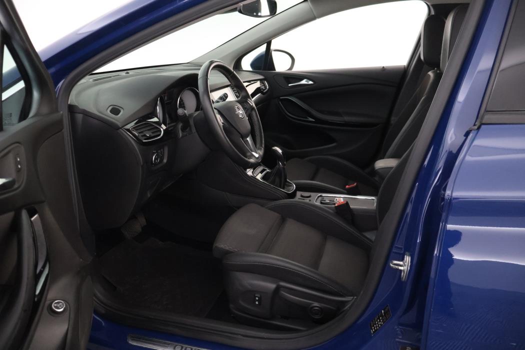 OPEL Astra 2018